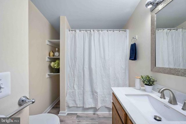116 LAKEVIEW PKWY, Locust Grove, VA 22508