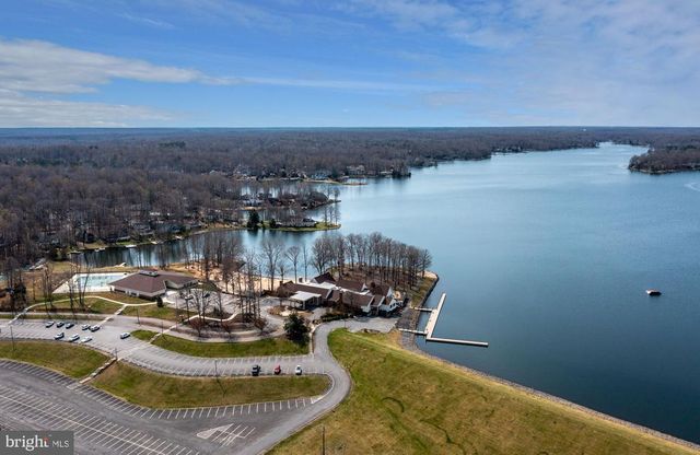 116 LAKEVIEW PKWY, Locust Grove, VA 22508
