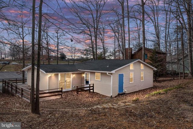 116 LAKEVIEW PKWY, Locust Grove, VA 22508