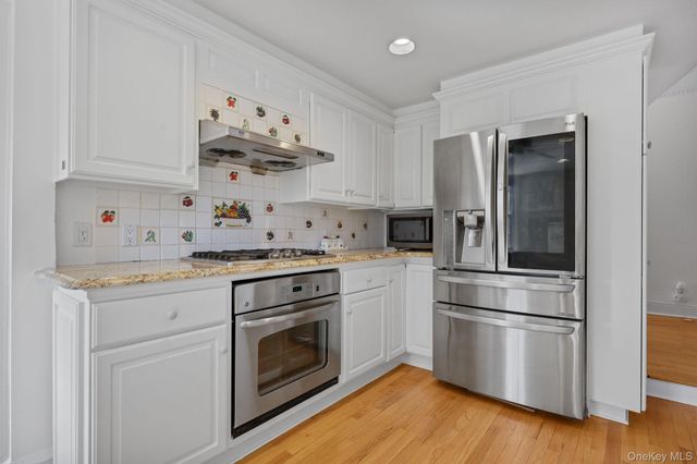 401 Heathcote Road, Scarsdale, NY 10583