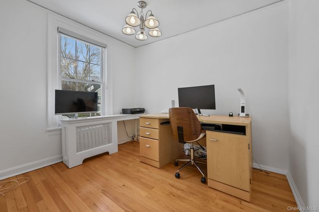 401 Heathcote Road, Scarsdale, NY 10583