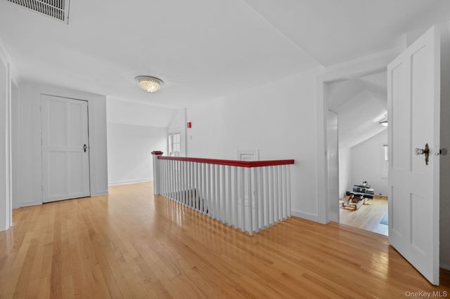 401 Heathcote Road, Scarsdale, NY 10583