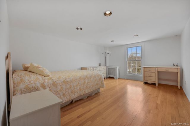 401 Heathcote Road, Scarsdale, NY 10583