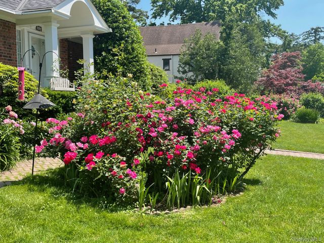 401 Heathcote Road, Scarsdale, NY 10583