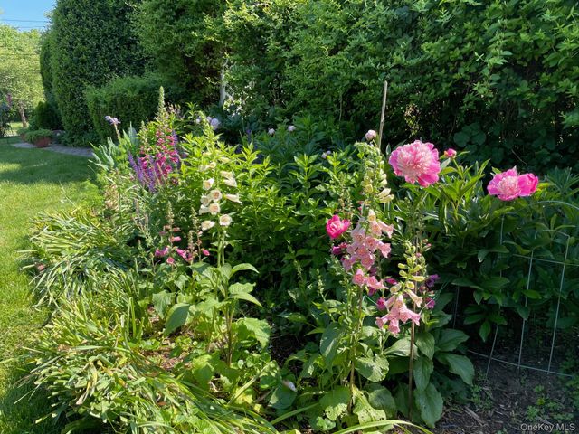 401 Heathcote Road, Scarsdale, NY 10583