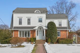 401 Heathcote Road, Scarsdale, NY 10583