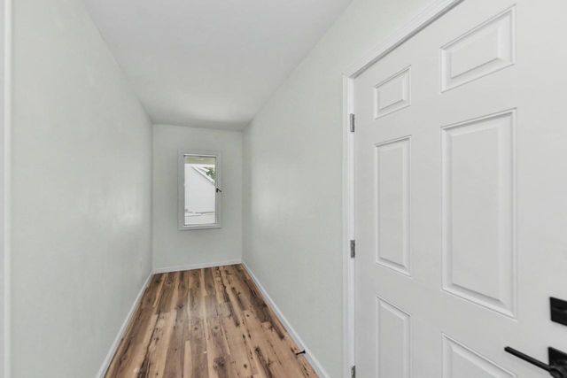 632 W Wisconsin AVENUE, Oconomowoc, WI 53066