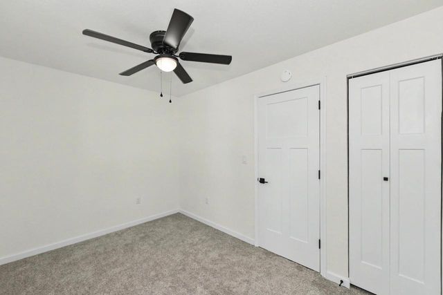 632 W Wisconsin AVENUE, Oconomowoc, WI 53066