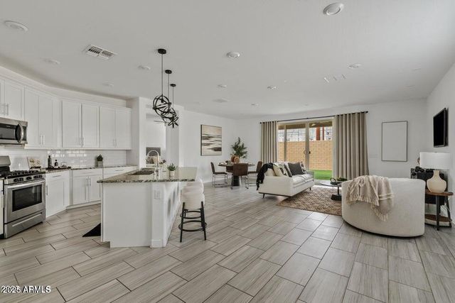 9854 E RED GIANT Drive, Mesa, AZ 85212