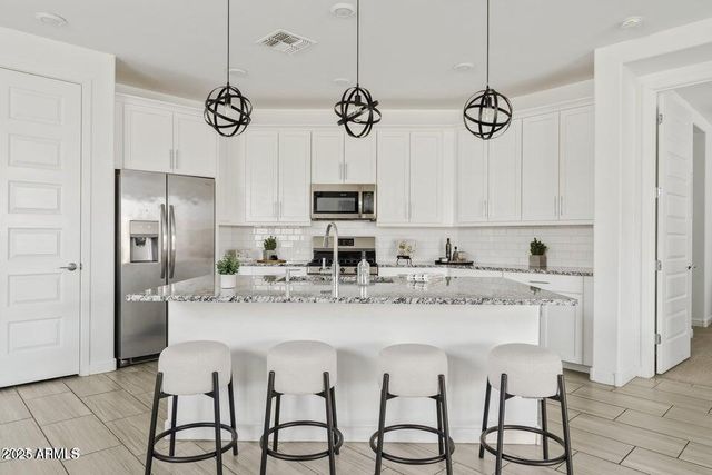 9854 E RED GIANT Drive, Mesa, AZ 85212
