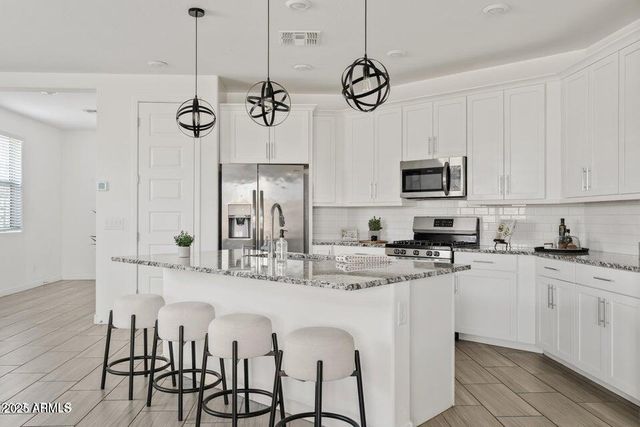 9854 E RED GIANT Drive, Mesa, AZ 85212