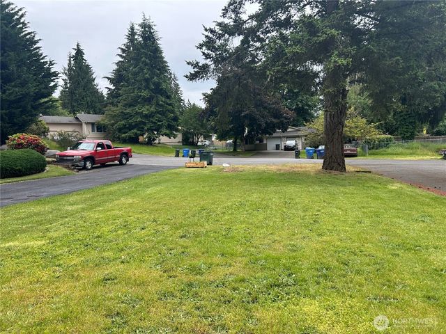 8224 59th Avenue E, Puyallup, WA 98371