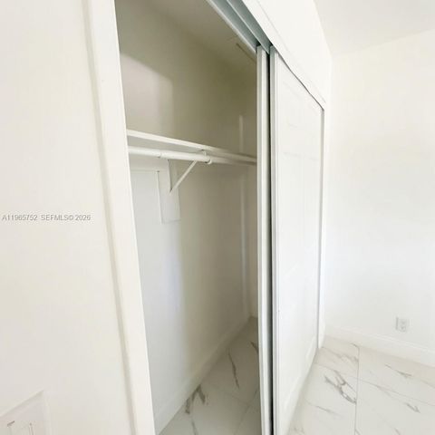 2308 NW 3rd Ave 2, Wilton Manors, FL 33311