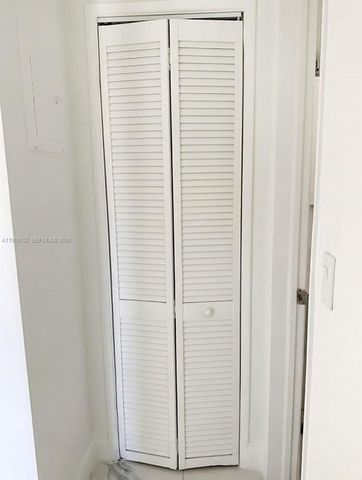 2308 NW 3rd Ave 2, Wilton Manors, FL 33311