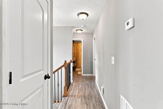 323 House Ln, Elizabethtown, KY 42701