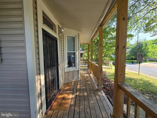 908 59TH, Fairmount Heights, MD 20743