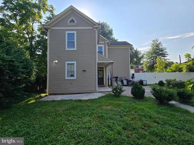 908 59TH, Fairmount Heights, MD 20743