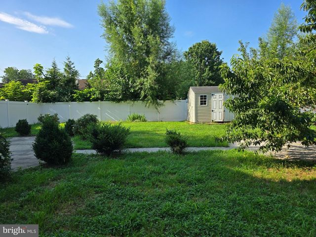 908 59TH, Fairmount Heights, MD 20743