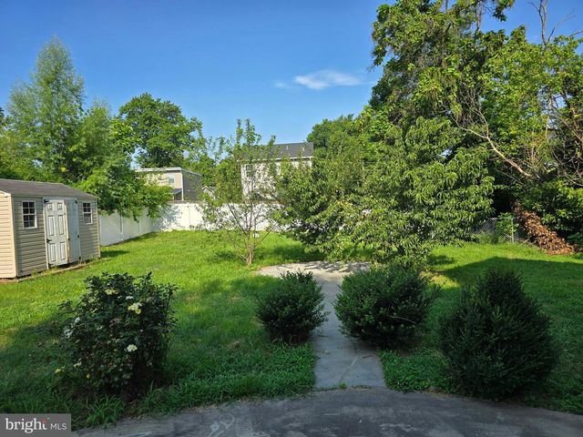 908 59TH, Fairmount Heights, MD 20743