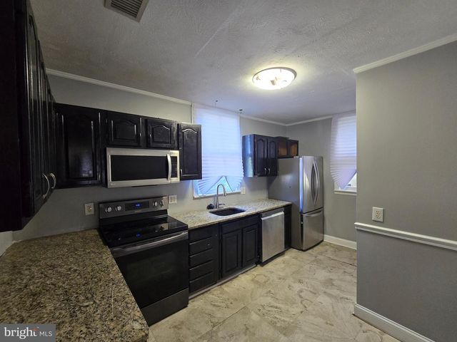 908 59TH, Fairmount Heights, MD 20743