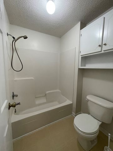 170 Commons Dr, Enterprise, AL 36330