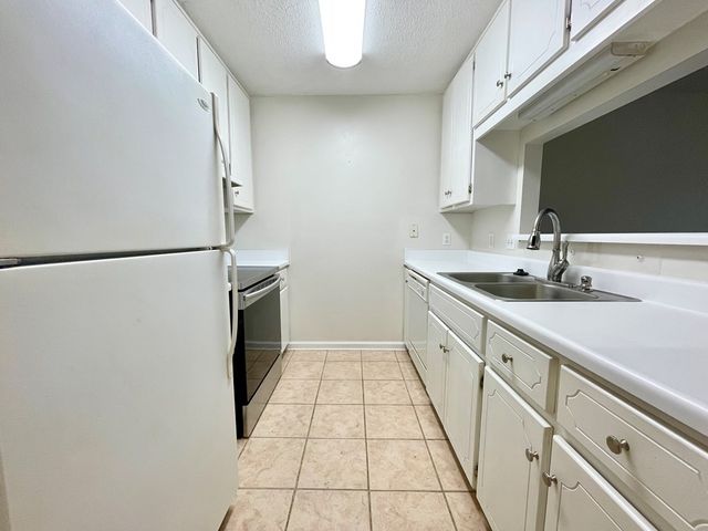 170 Commons Dr, Enterprise, AL 36330