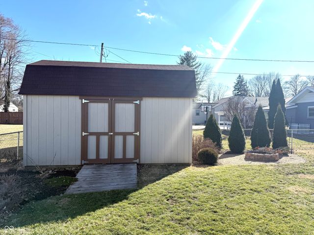 400 E Water Street, Pendleton, IN 46064