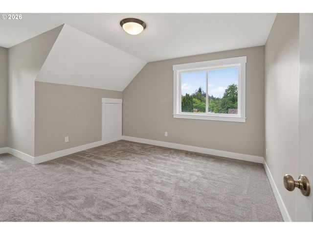 16031 Ne WASCO St, Portland, OR 97230