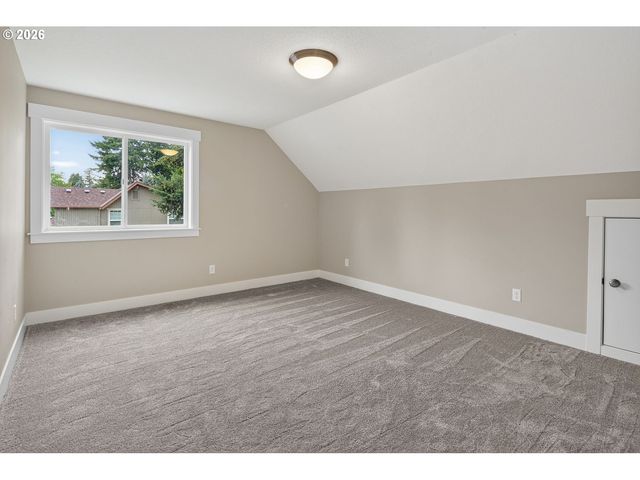 16031 Ne WASCO St, Portland, OR 97230