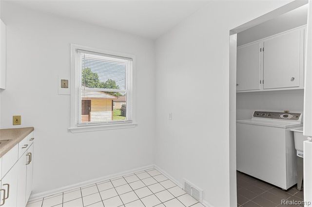 7173 Dudley Street, Taylor, MI 48180