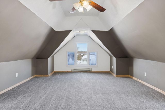 694 Central Avenue W, Saint Paul, MN 55104