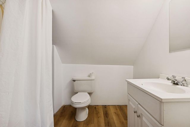 694 Central Avenue W, Saint Paul, MN 55104