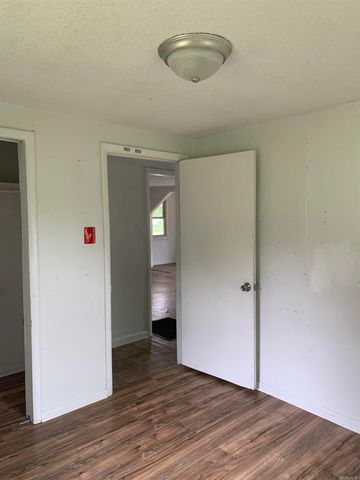 99 Water Street, North Little Rock, AR 72117
