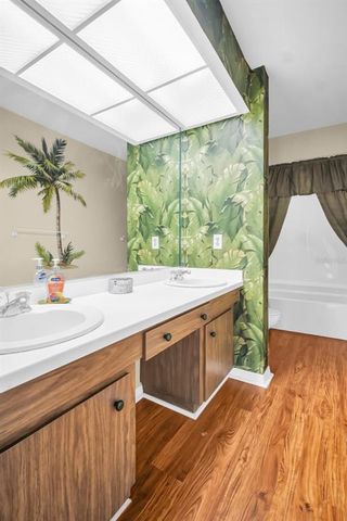1001 OLD MILL POND ROAD, Palm Harbor, FL 34683