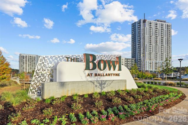 11712 Fiddlers Roof Lane, Charlotte, NC 28277