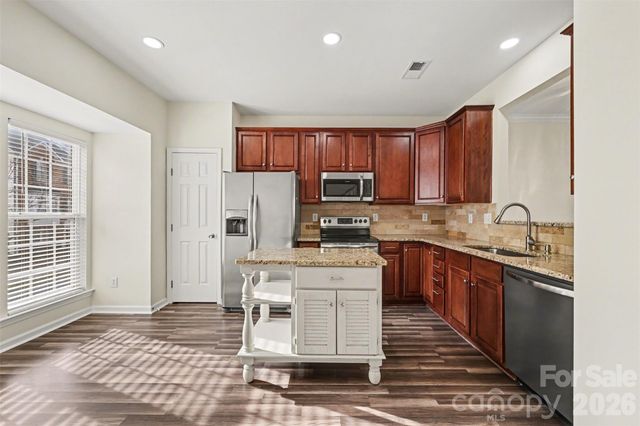 11712 Fiddlers Roof Lane, Charlotte, NC 28277