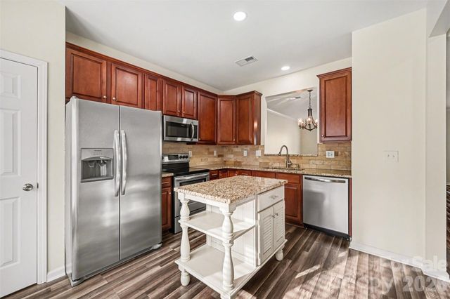 11712 Fiddlers Roof Lane, Charlotte, NC 28277