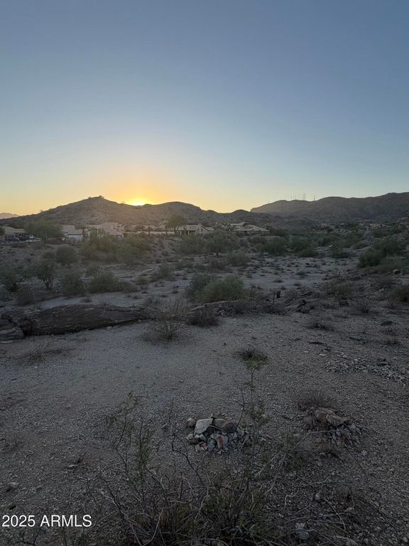 Image 33 of property listing at 14012 S CANYON Drive 20, Phoenix, AZ 85048