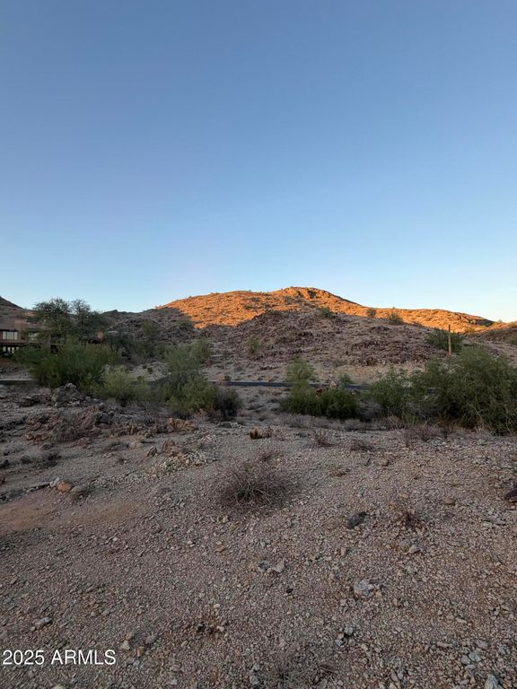 Image 36 of property listing at 14012 S CANYON Drive 20, Phoenix, AZ 85048