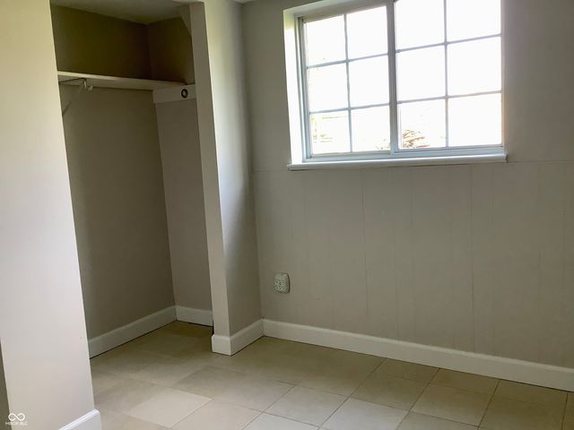 61 Meadow Creek Boulevard, Whiteland, IN 46184