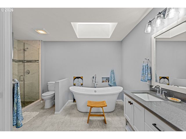 5386 Sw JOSHUA St, Tualatin, OR 97062