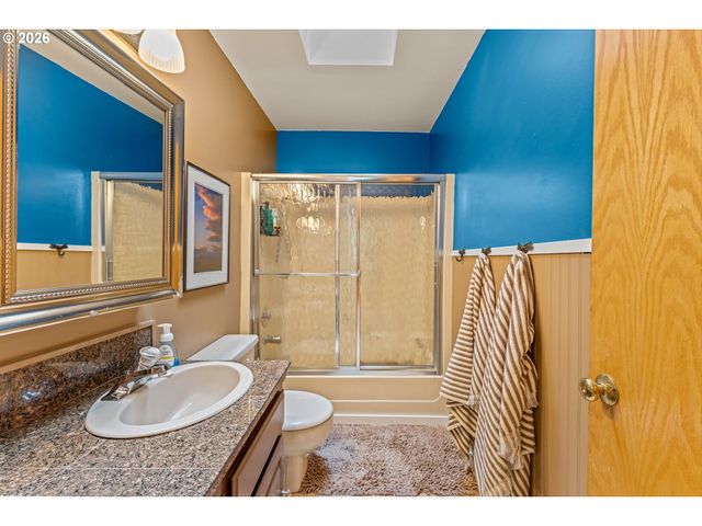 5386 Sw JOSHUA St, Tualatin, OR 97062