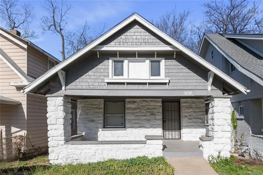 3838 S Benton Avenue, Kansas City, MO 64128