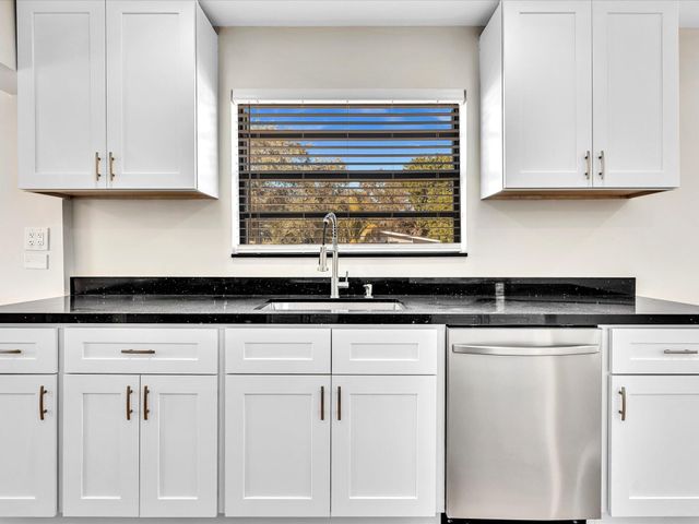 3870 SW 60th Avenue, Davie, FL 33314