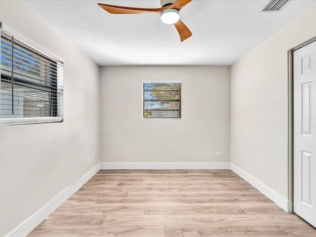 3870 SW 60th Avenue, Davie, FL 33314