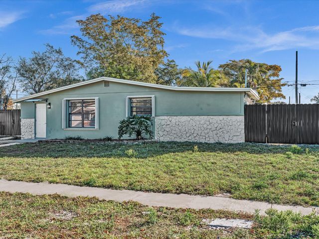 3870 SW 60th Avenue, Davie, FL 33314