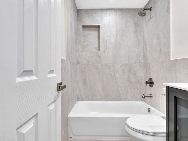 3870 SW 60th Avenue, Davie, FL 33314