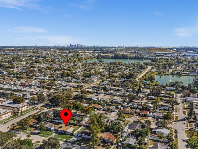 3870 SW 60th Avenue, Davie, FL 33314