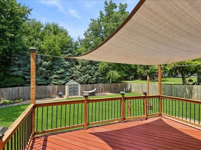 4014 98th Street, Urbandale, IA 50322
