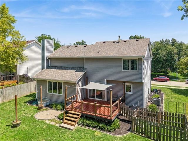 4014 98th Street, Urbandale, IA 50322